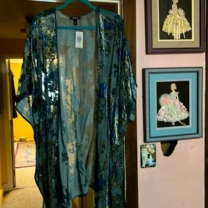 Women: TORRID JACKET EMBOSSED velvet . Never worn